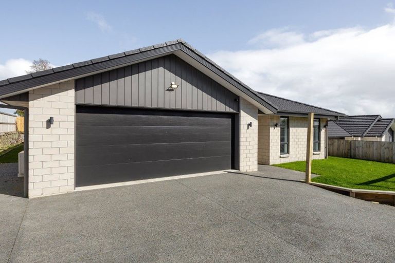 Photo of property in 12 Benjamin Avenue, Rototuna North, Hamilton, 3210