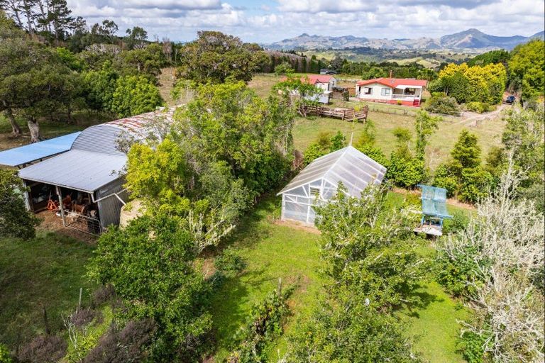 Photo of property in 174 Whatitiri Road, Maungatapere, Whangarei, 0179