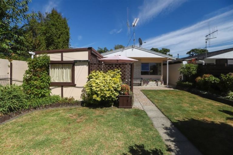 Photo of property in 28 Fuchsia Avenue, Pukete, Hamilton, 3200