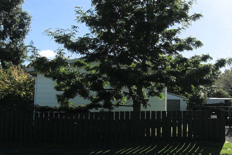 Photo of property in 49 Campbell Avenue, Paraparaumu, 5032