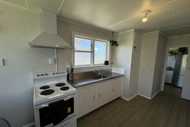 Photo of property in 37 Fenchurch Street, Redwood, Christchurch, 8051