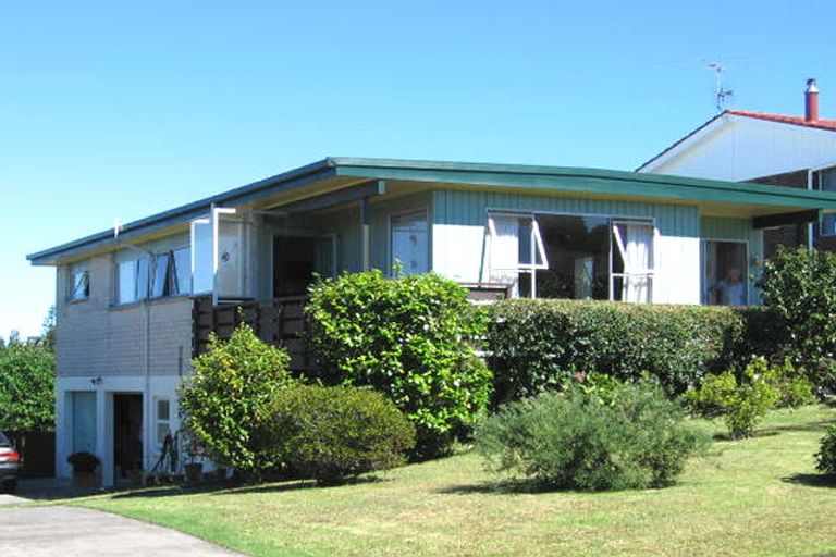 Photo of property in 19 Taitua Drive, Te Atatu South, Auckland, 0610
