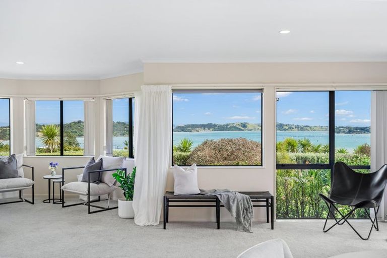 Photo of property in 4 Sunset Parade, Parua Bay, Whangarei, 0174