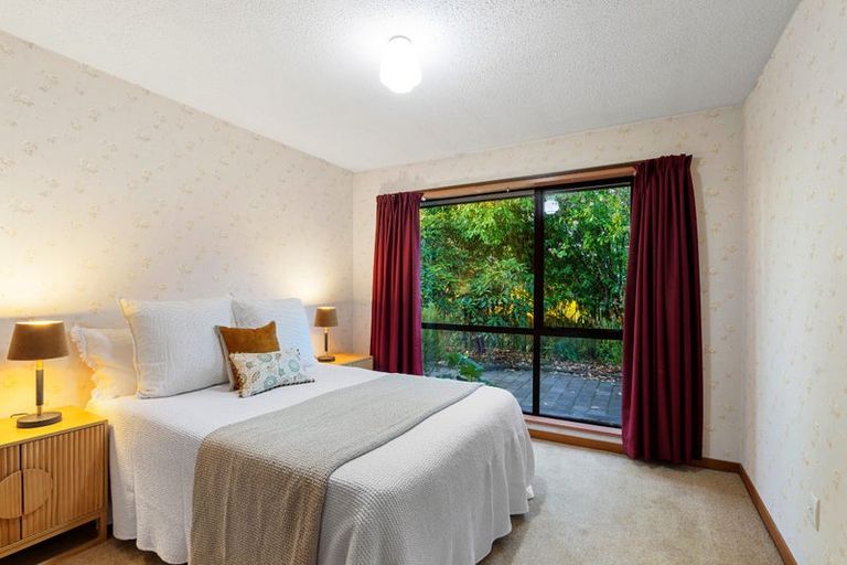 Photo of property in 11b Winters Road, Redwood, Christchurch, 8051