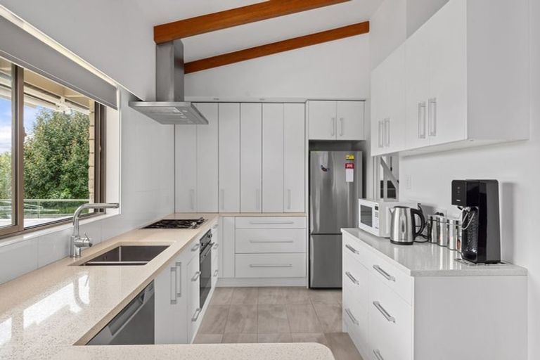 Photo of property in 10 Kendall Road, Kerikeri, 0230