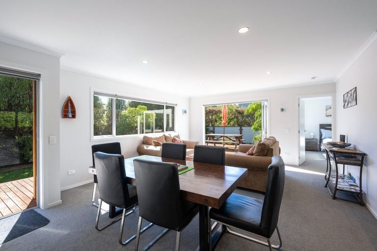 Photo of property in 7a Watino Place, Pohara, Takaka, 7183