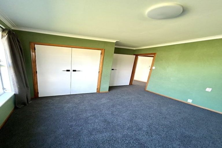 Photo of property in 1 Highfield Place, Levin, 5510