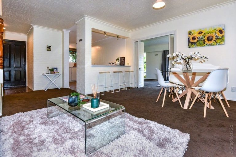 Photo of property in 3 Russley Road, Russley, Christchurch, 8042