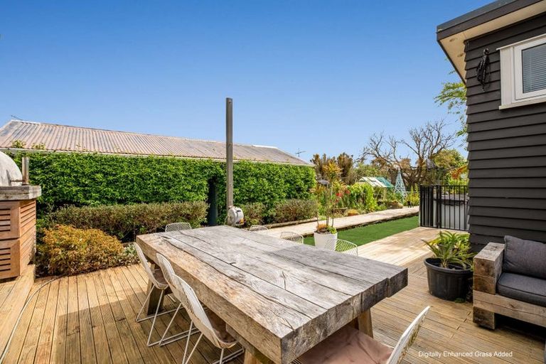 Photo of property in 120 Parkhurst Road, Parakai, 0830