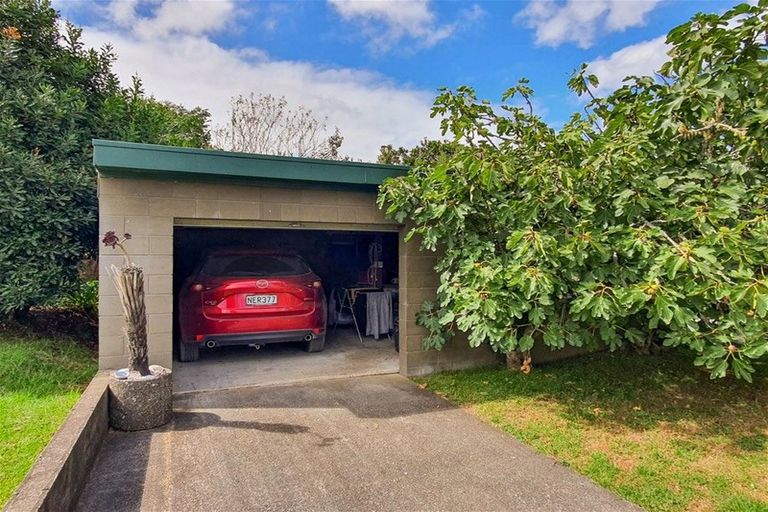 Photo of property in 33 Settlement Road, Kawakawa, 0210