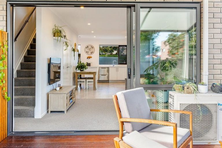 Photo of property in 24 Flounder Road, Hobsonville, Auckland, 0616