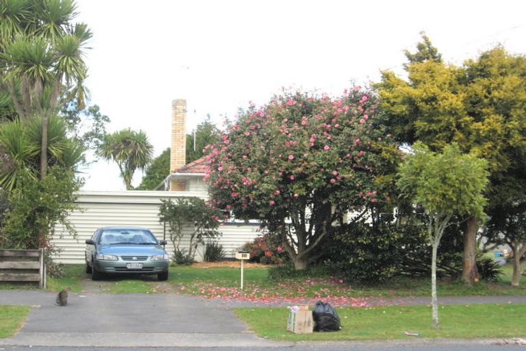 Photo of property in 11 Howden Road, Fairfield, Hamilton, 3214
