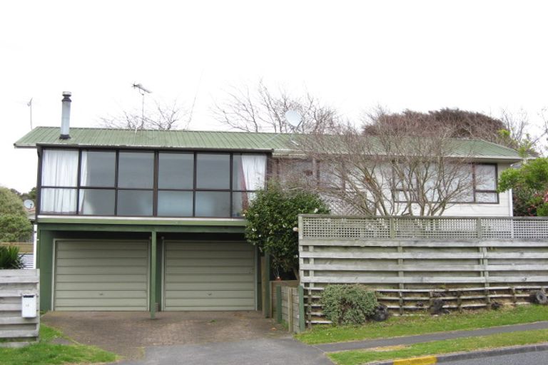 Photo of property in 38 Kauri Street, Merrilands, New Plymouth, 4312