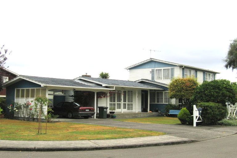 Photo of property in 3 Moehau Grove, Trentham, Upper Hutt, 5018