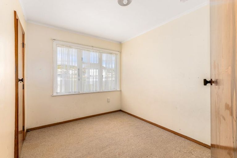 Photo of property in 71-73 Leicester Street, Cannons Creek, Porirua, 5024