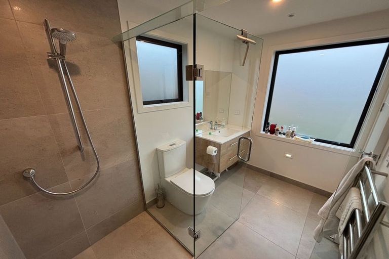 Photo of property in 28 Spur Ridge Rise, Jacks Point, 9371