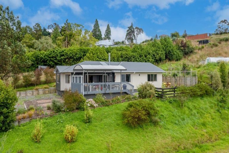 Photo of property in 5 Matthew Street, Waipawa, 4210