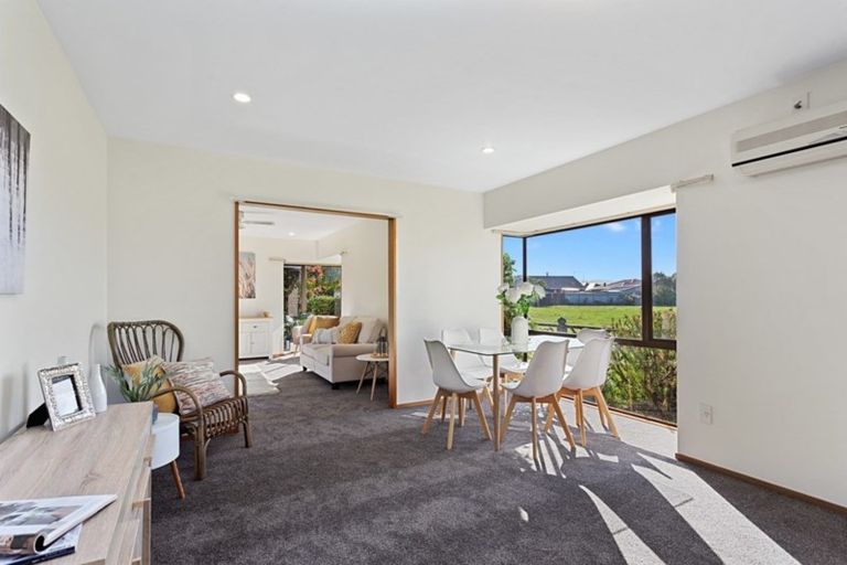 Photo of property in 21a Seadown Crescent, Amberley, 7410