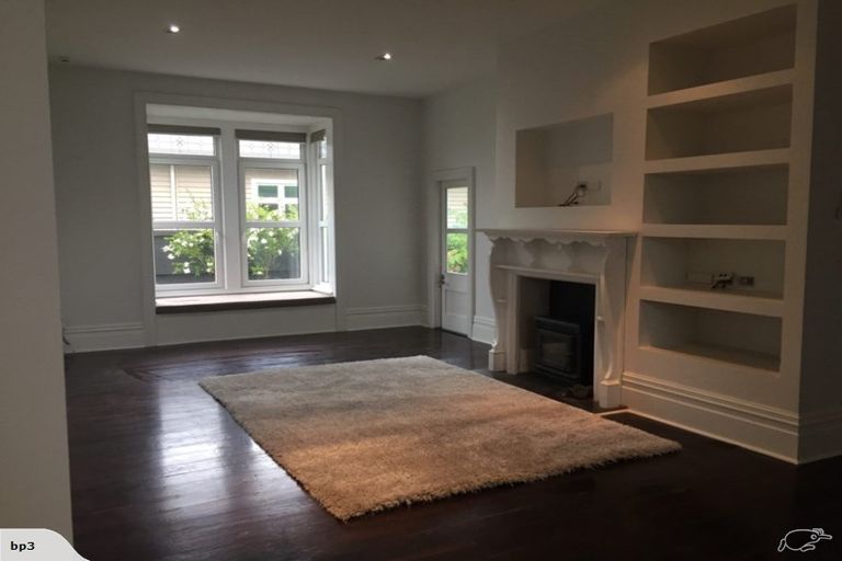 Photo of property in 92 Warrington Street, Mairehau, Christchurch, 8013