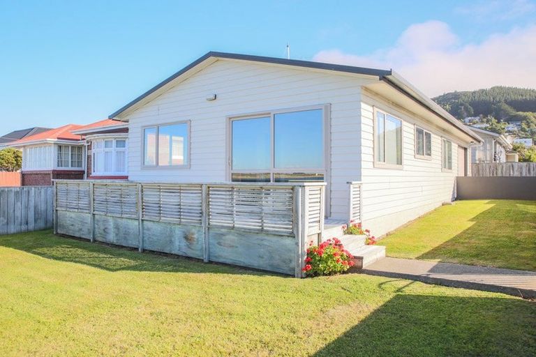 Photo of property in 2 Burrows Street, Bluff, 9814