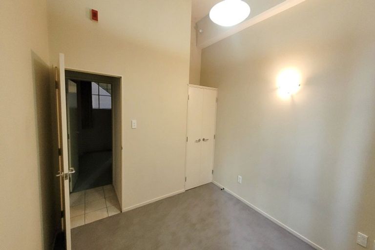 Photo of property in Haight Ashbury House, 2/11a Johnston Street, Wellington Central, Wellington, 6011