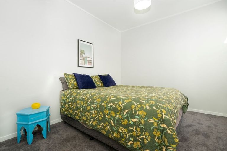 Photo of property in 25 Riddlers Crescent, Petone, Lower Hutt, 5012