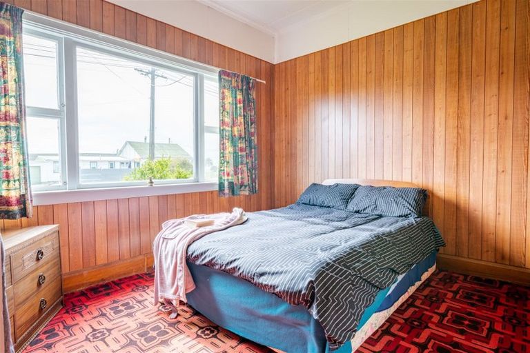Photo of property in 17 George Street, Waimate, 7924