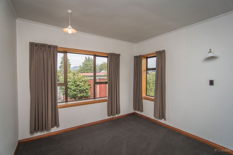 Photo of property in 31 Otipua Road, Kensington, Timaru, 7910