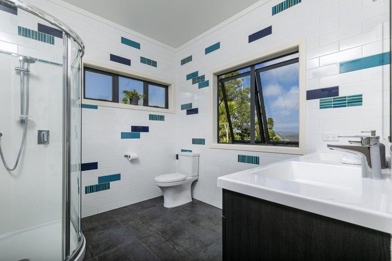 Photo of property in 123 Taiapa Valley Road, Muriwai, Waimauku, 0881