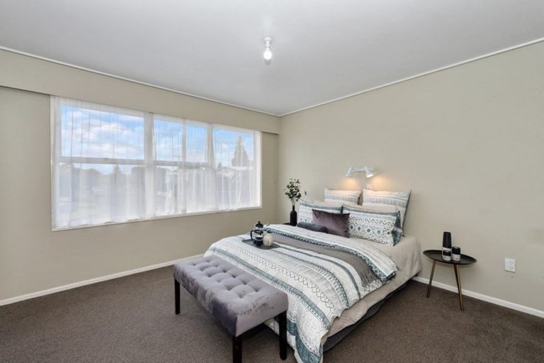 Photo of property in 33 Balfour Crescent, Riverlea, Hamilton, 3216