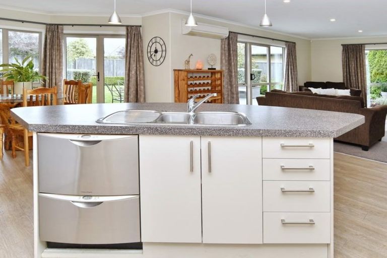 Photo of property in 5 Pipiri Street, Pegasus, 7612