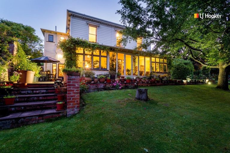 Photo of property in 504 Queens Drive, Dunedin Central, Dunedin, 9016