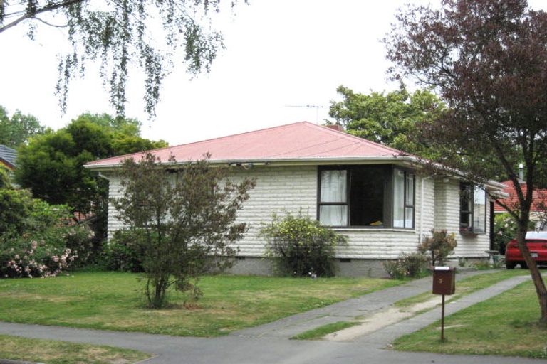 Photo of property in 35 Balrudry Street, Avonhead, Christchurch, 8042