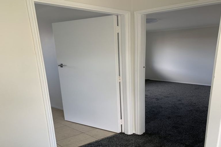 Photo of property in 23 Mcdonald Crescent, Mount Wellington, Auckland, 1060