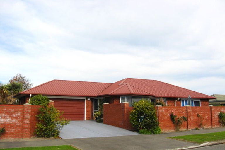 Photo of property in 1/9 Showgate Avenue, Sockburn, Christchurch, 8042