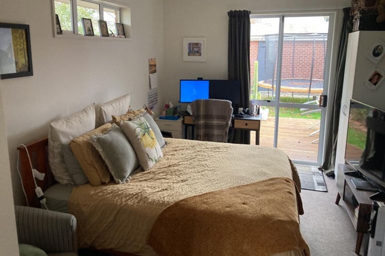 Photo of property in 17 Haslett Place, Upper Riccarton, Christchurch, 8041