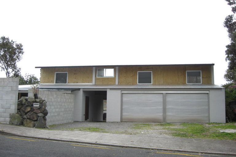 Photo of property in 25 Jans Terrace, Oakura, 4314