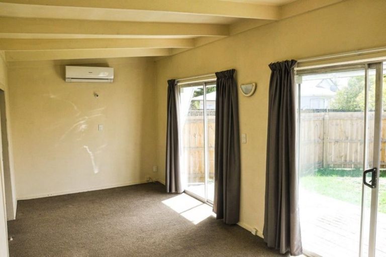 Photo of property in 151 Bruce Mclaren Road, Henderson, Auckland, 0612