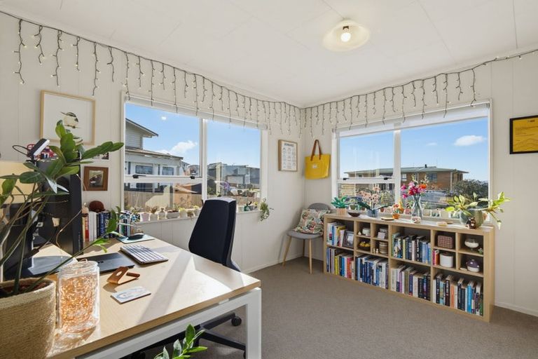 Photo of property in 3 Awatere Place, Snells Beach, 0920