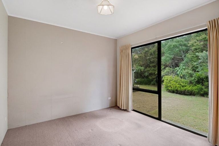 Photo of property in 9 Maire Road, Orewa, 0931