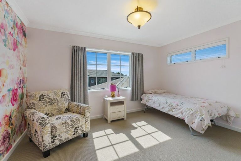 Photo of property in 18 Chateau Crescent, Rangatira Park, Taupo, 3330