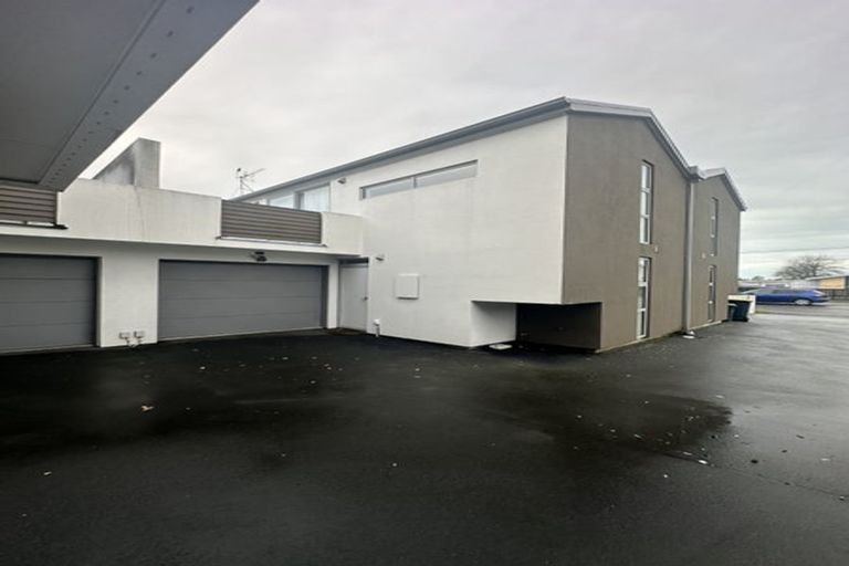 Photo of property in 2/473 Barbadoes Street, Edgeware, Christchurch, 8013