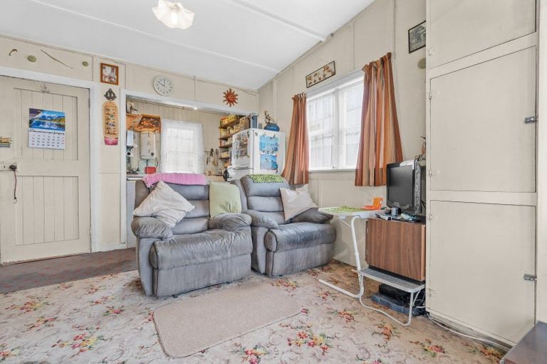 Photo of property in 1095 Mataikona Road, Mataikona, Tinui, 5889