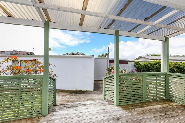 Photo of property in 1/6 Wicklow Place, Bell Block, New Plymouth, 4312