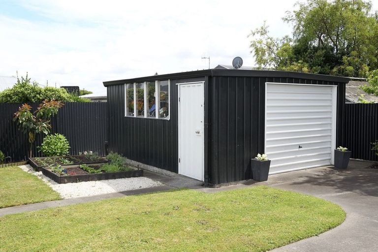 Photo of property in 4/50 Middle Road, Havelock North, 4130