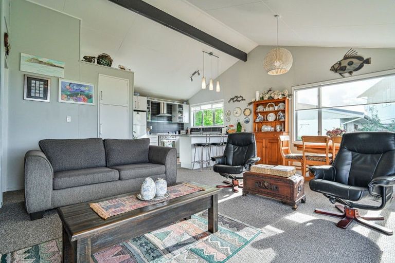 Photo of property in 96 Harper Road, Waimarama, Havelock North, 4294