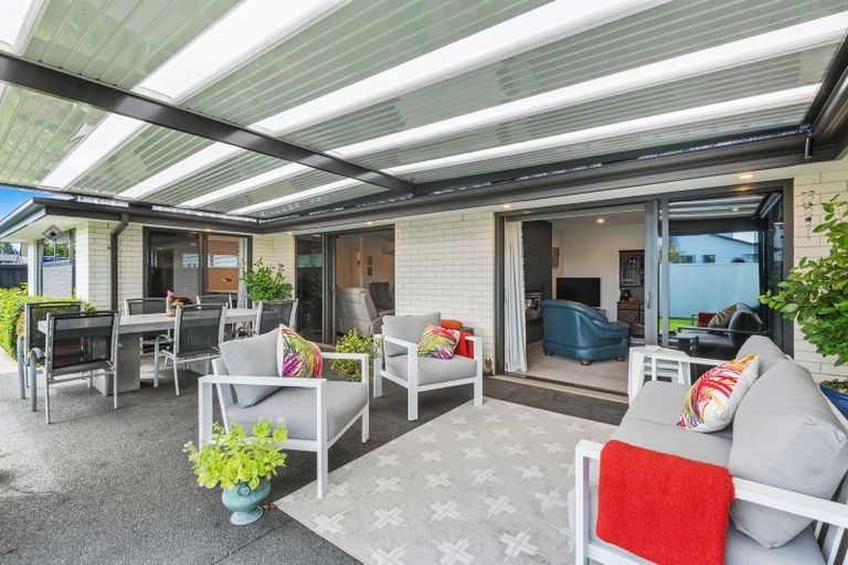 Photo of property in 2 Bronco Drive, Aidanfield, Christchurch, 8025