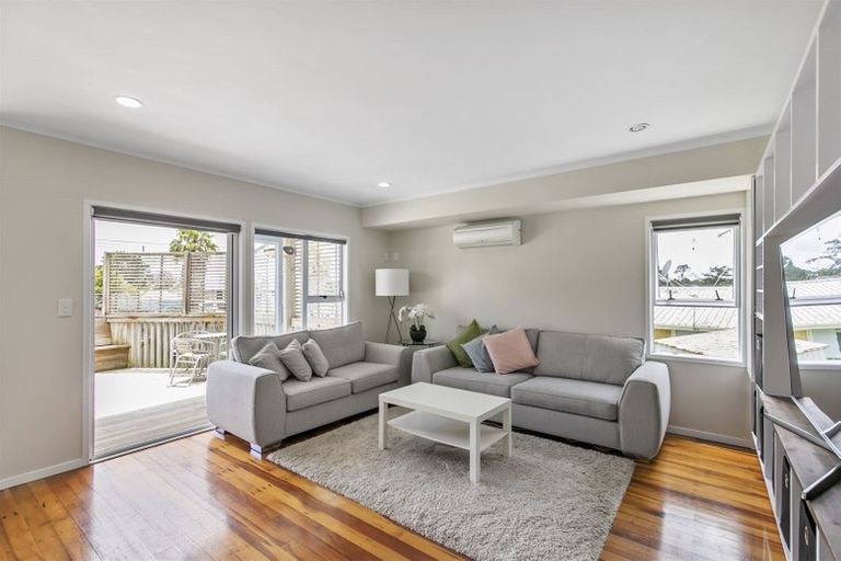 Photo of property in 30 Taurus Crescent, Beach Haven, Auckland, 0626