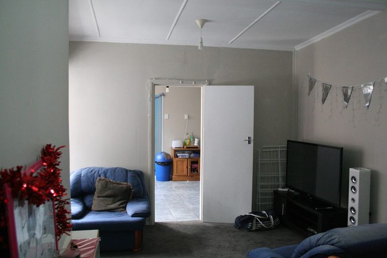 Photo of property in 4 Howard Street, Mount Cook, Wellington, 6021