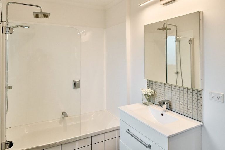 Photo of property in 12 Haunui Road, Pukerua Bay, 5026